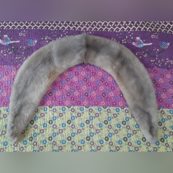 Vintage Genuine Fur Stole - Picture 1 of 10